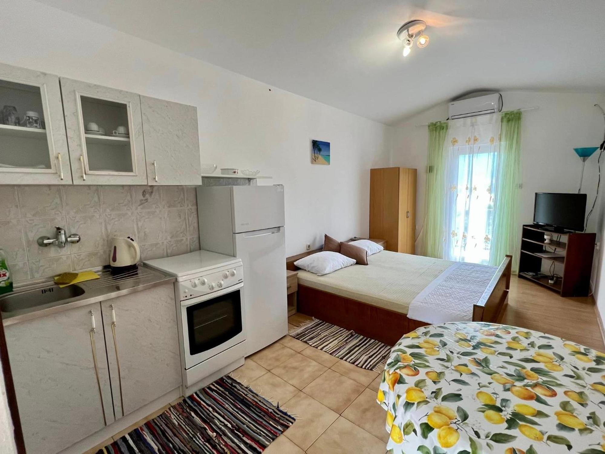 Apartmani Lidija Karin Donji Donji Karin Exterior photo