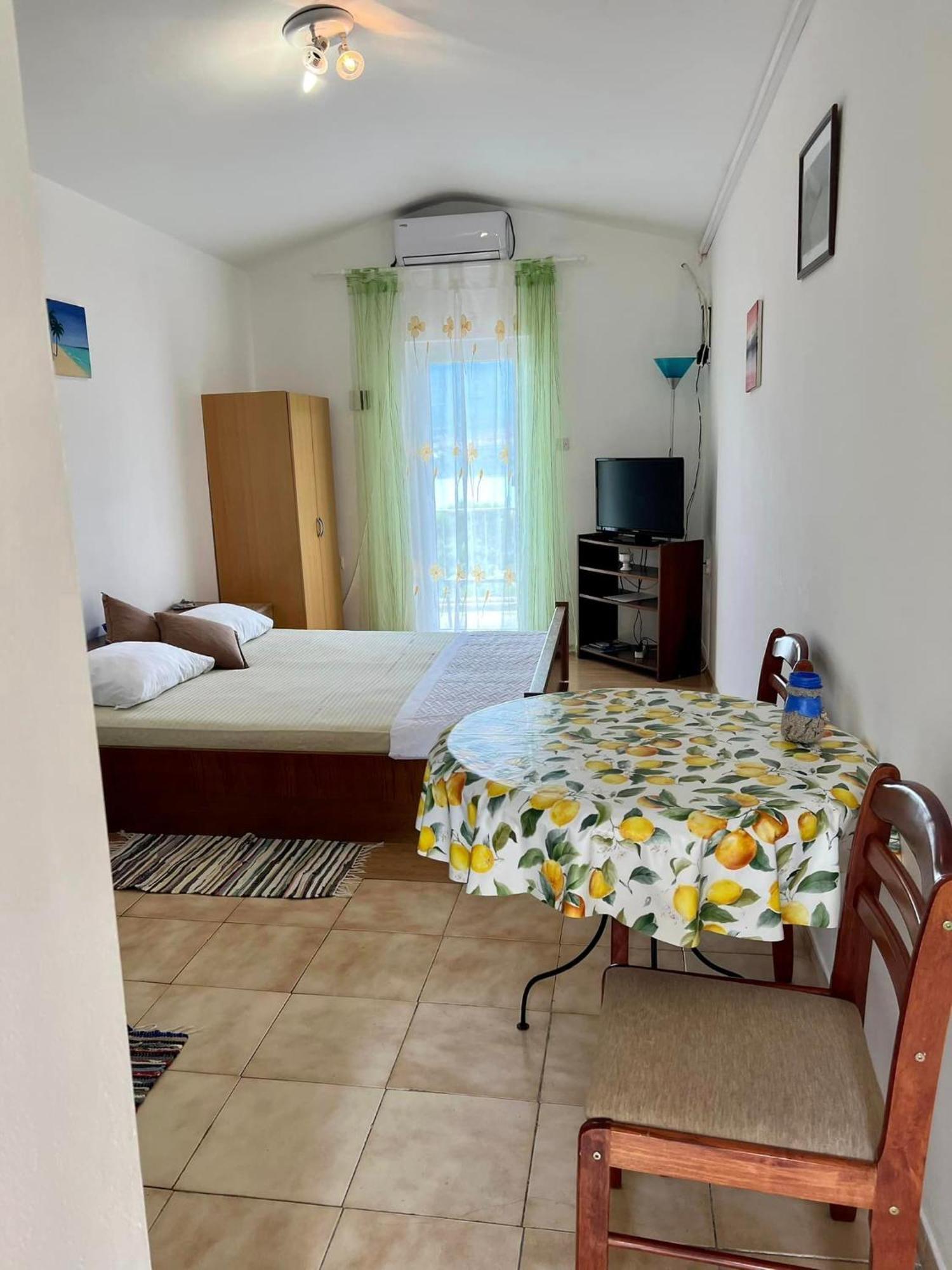 Apartmani Lidija Karin Donji Donji Karin Exterior photo
