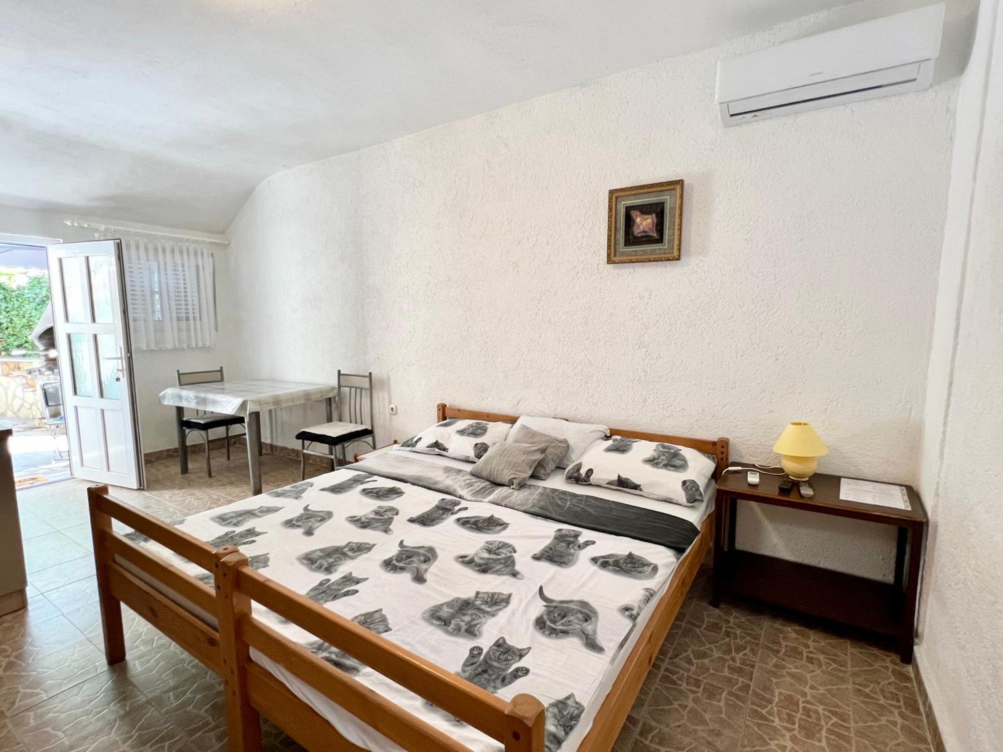 Apartmani Lidija Karin Donji Donji Karin Exterior photo