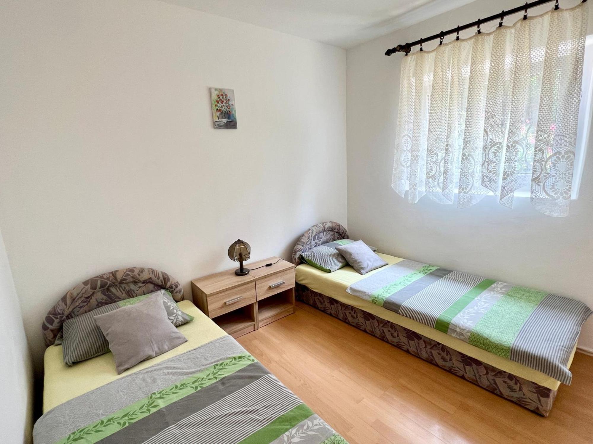 Apartmani Lidija Karin Donji Donji Karin Exterior photo